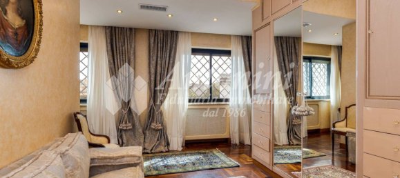 6 bedrooms Villa in Rome, Italy No. 330889 22