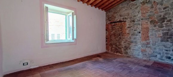 Замки и поместья с 4 комнатами в Пеша, Италия № 263865 46