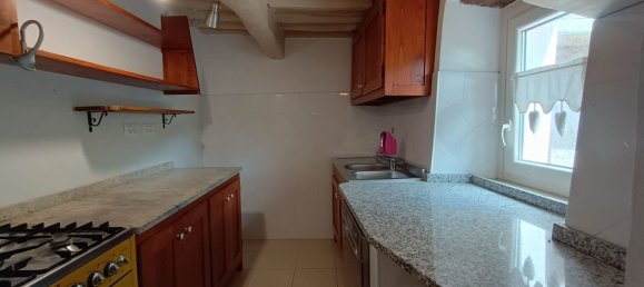 Замки и поместья с 4 комнатами в Пеша, Италия № 263865 12