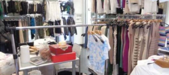 4 rooms Commercial property in Rome, Italy No. 299876 2