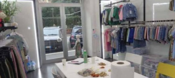 4 rooms Commercial property in Rome, Italy No. 299876 3