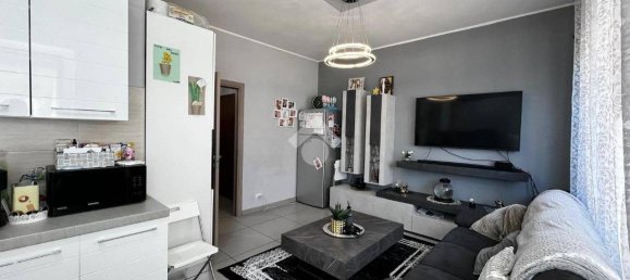 2 Schlafzimmer Wohnung in Varese, Italy, Nr. 150166 15