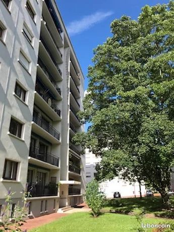 3 bedrooms Apartment in Tours, France No. 308611