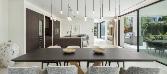 6 bedrooms Villa in Marbella, Spain No. 109048 17