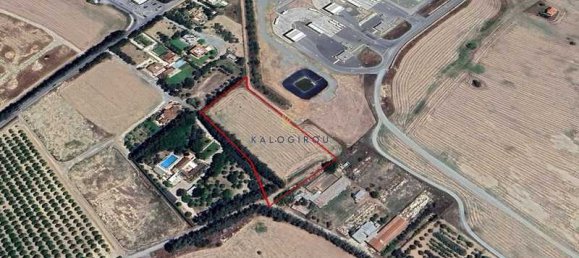  فندق في Dromolaxia, Cyprus 8935متر مربع رقم 19999 2