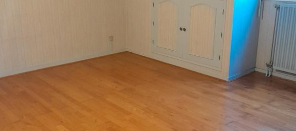 5 bedrooms House in Saran, France No. 157605 12