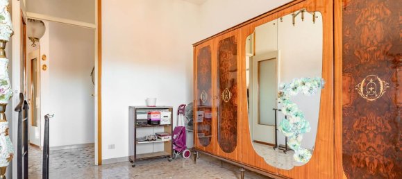 3 rooms Apartment in Cinisello Balsamo, Italy No. 330408 31