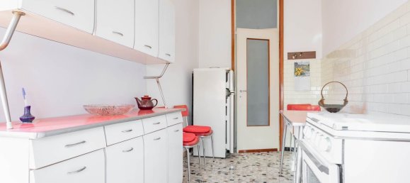 3 rooms Apartment in Cinisello Balsamo, Italy No. 330408 22