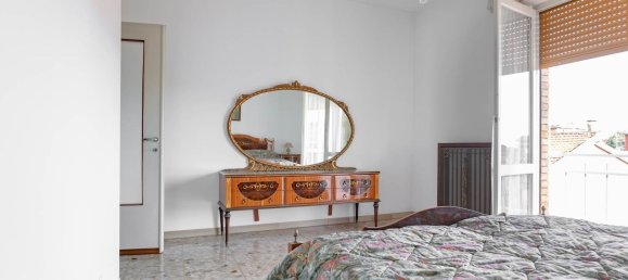 3 rooms Apartment in Cinisello Balsamo, Italy No. 330408 27