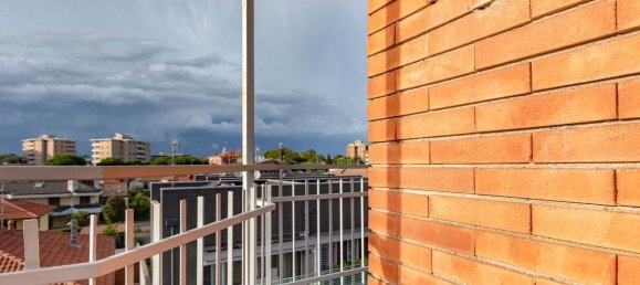 3 rooms Apartment in Cinisello Balsamo, Italy No. 330408 7