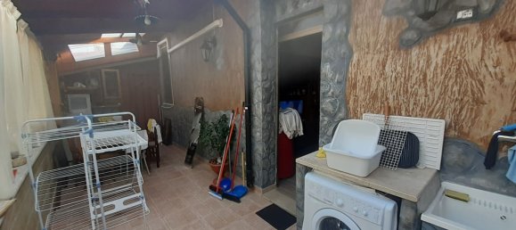 Apartamento de 3 habitaciónes en Reggio Calabria, Italy No. 39493 8