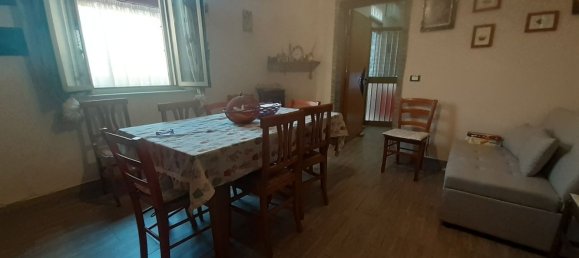 Apartamento de 3 habitaciónes en Reggio Calabria, Italy No. 39493 6