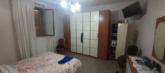 Apartamento de 3 habitaciónes en Reggio Calabria, Italy No. 39493 9