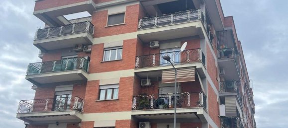 Квартира с 3 комнатами в Чампино, Италия № 40860 4