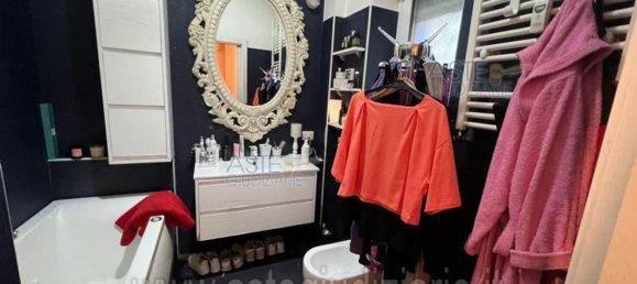 Квартира с 3 комнатами в Рим, Италия № 32390 9