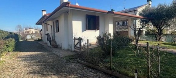 4 rooms Villa in Paese, Italy No. 60303 4