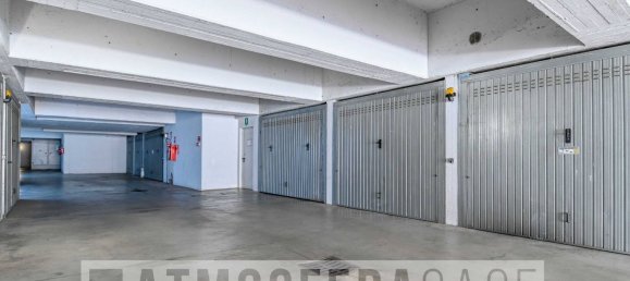 Apartamento de 3 habitaciónes en Bergamo, Italy No. 191133 42