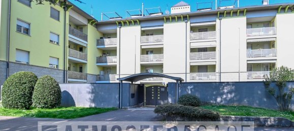 Apartamento de 3 habitaciónes en Bergamo, Italy No. 191133 56