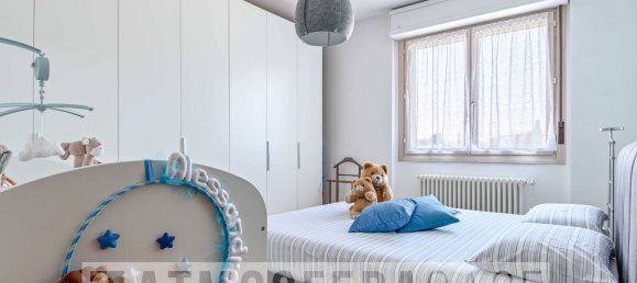 Apartamento de 3 habitaciónes en Bergamo, Italy No. 191133 33