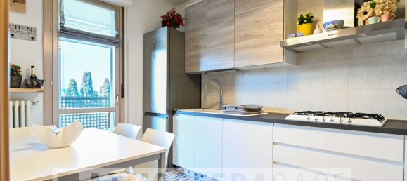 Apartamento de 3 habitaciónes en Bergamo, Italy No. 191133 26