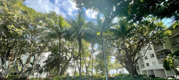 1 Schlafzimmer Gewerbliche Immobilien in Miami, USA, Nr. 615525 5