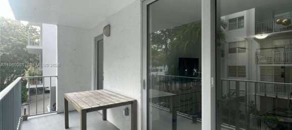 1 Schlafzimmer Gewerbliche Immobilien in Miami, USA, Nr. 615525 10