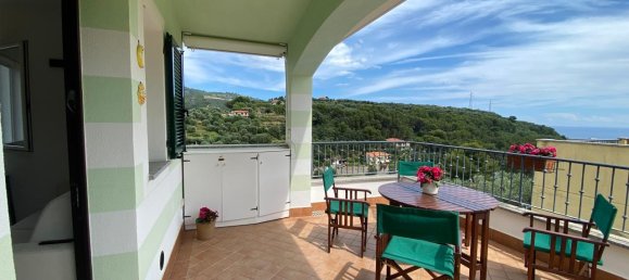 2 rooms Apartment in San Bartolomeo al Mare, Italy No. 118637 4