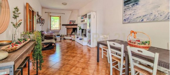 5 rooms House in Roccastrada, Italy No. 139982 2