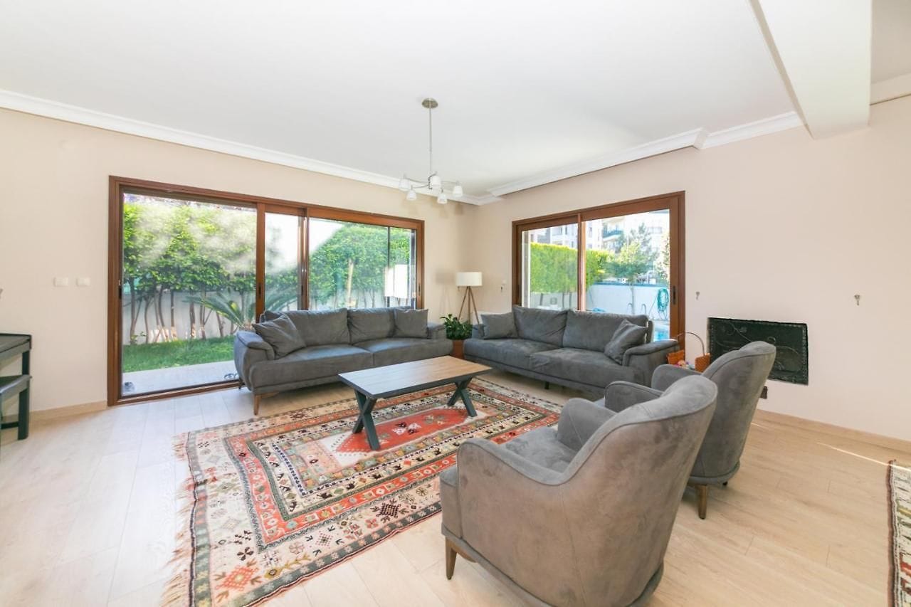 Villa 4+1 in Marmaris, Turkey, Nr. 30481