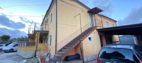 4-Zimmer Wohnung in Borgia, Italy, Nr. 173671 11