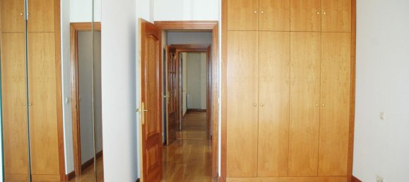 4 bedrooms Apartment in Burgos, Spain No. 158000 19
