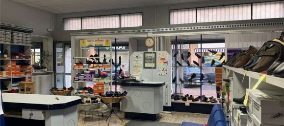  عقار تجاري في Varese, Italy 90متر مربع رقم 112026 8