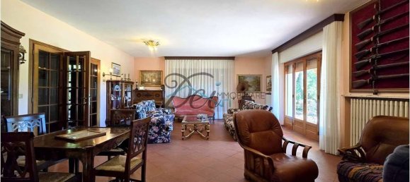 8 Schlafzimmer Villa in Capannori, Italy, Nr. 280804 28