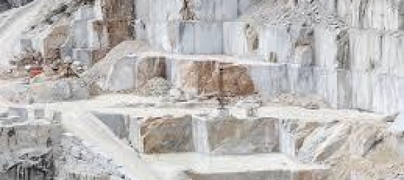 4 rooms House in Carrara, Italy No. 38316 16