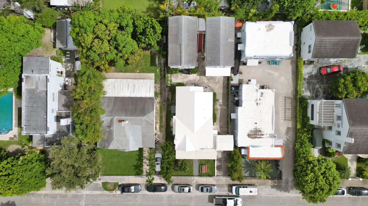  قطعة أرض في Miami, USA 369.38متر مربع رقم 613251