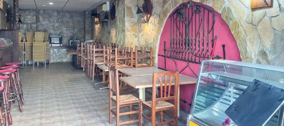 101m² Commercial property in Lloret de Mar, Spain No. 10714 4