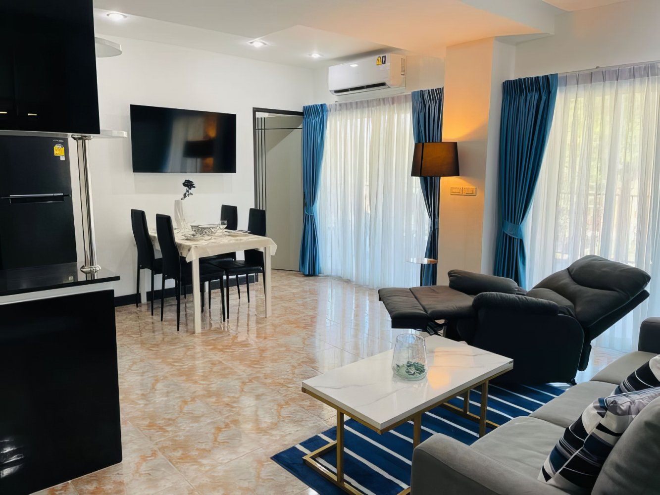 2 bedrooms Apartment in Pattaya, Thailand No. 12836