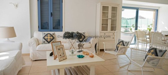 4 bedrooms House in Paralimni, Cyprus No. 23903 3