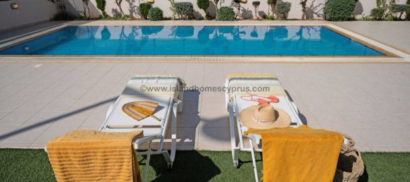 4 bedrooms House in Paralimni, Cyprus No. 23903 2