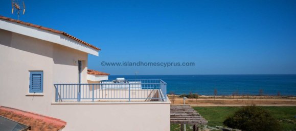 4 bedrooms House in Paralimni, Cyprus No. 23903 6