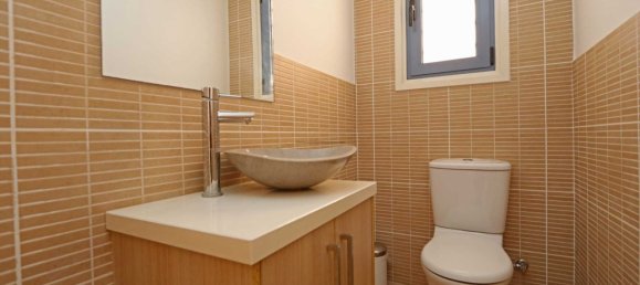 4 bedrooms House in Paralimni, Cyprus No. 23903 25