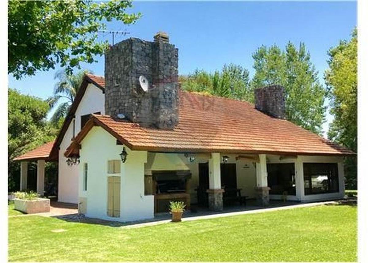 Casa T4 em Canuelas, Argentina N.º 7325