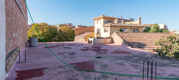 161m² Commercial property in Armilla, Spain No. 166419 13