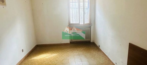 Дом с 9 комнатами в Равенна, Италия № 285215 11