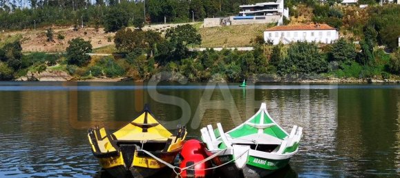 332m² Land in Vila Nova de Gaia, Portugal No. 42210 3