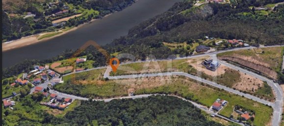 332m² Land in Vila Nova de Gaia, Portugal No. 42210 5