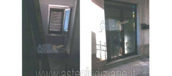 5 rooms Apartment in Sant'Omero, Italy No. 272190 33