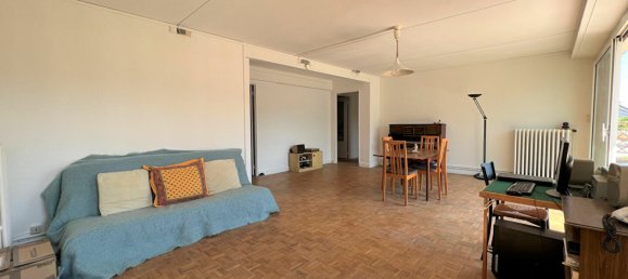 3 bedrooms Apartment in Suresnes, France No. 184566 10