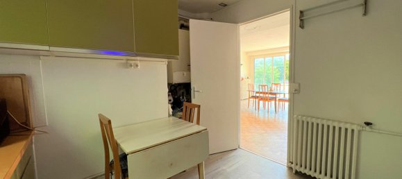 3 bedrooms Apartment in Suresnes, France No. 184566 12