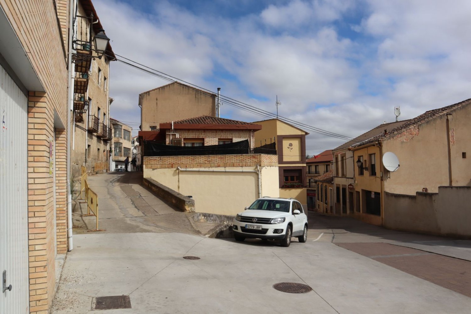 3 bedrooms House in Chartered Community of Navarre, Spain No. 182400